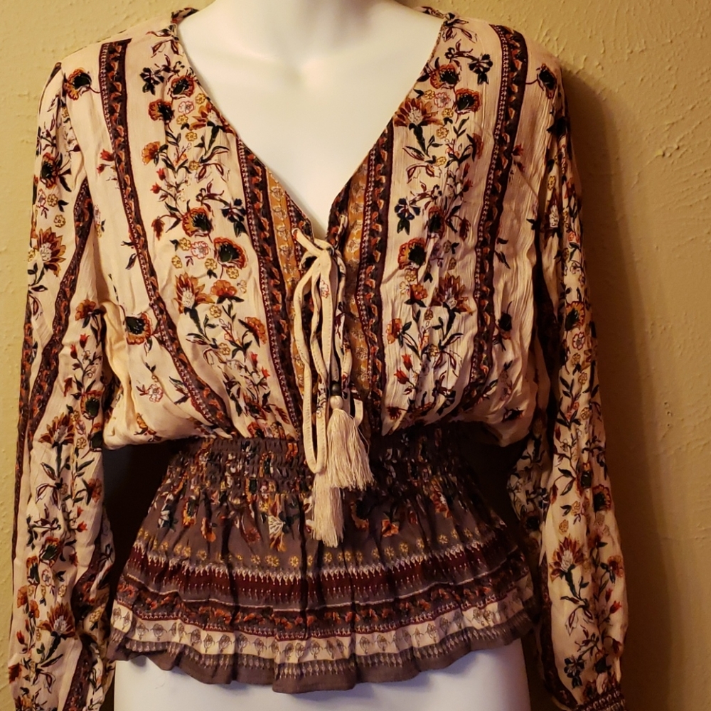 Country chick peasant blouse